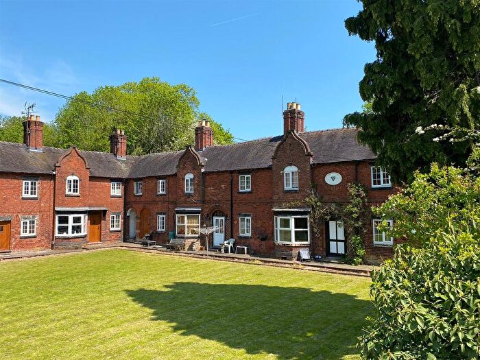 2 Bedroom Cottage To Rent In The Square, Fole, Uttoxeter, ST14