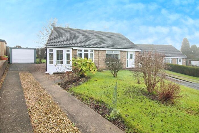 2 Bedroom Semi-Detached Bungalow For Sale In Wood Crescent, Rothwell, Leeds, LS26