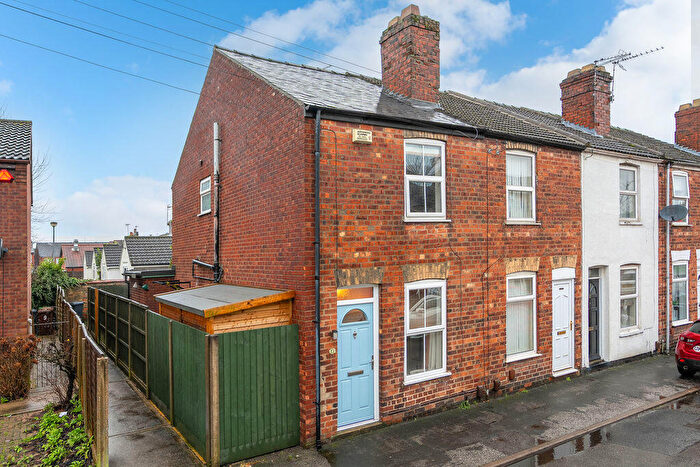 2 Bedroom End Of Terrace House For Sale In Carlton Street, Uphill, Lincoln., LN1