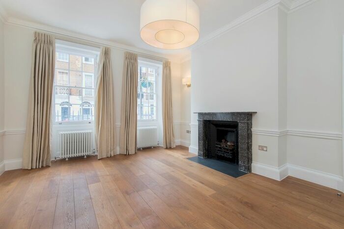 2 Bedroom Flat To Rent In Manchester Street, London, W1U