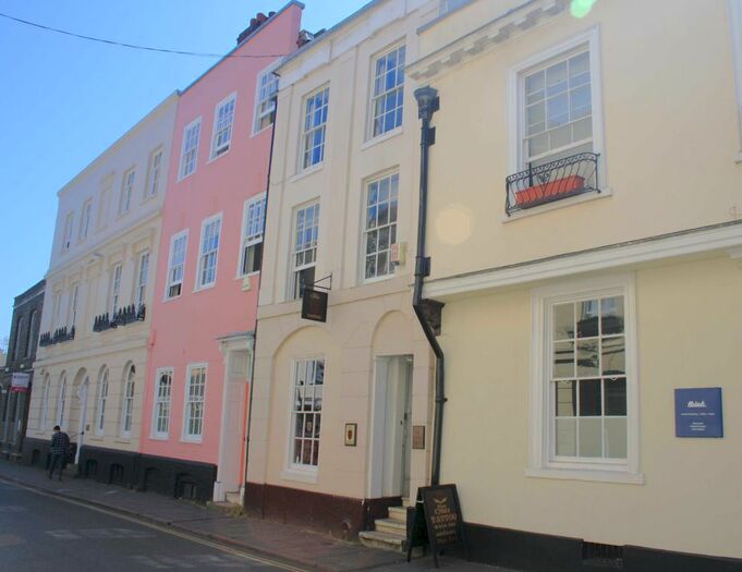 1 Bedroom Flat To Rent In Castle Street, Canterbury, CT1