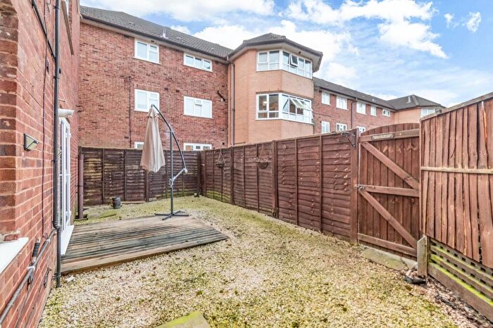 2 Bedroom Apartment To Rent In Lock Close, Batchley, Redditch, Worcestershire, B97