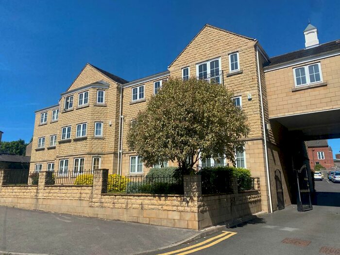 2 Bedroom Flat To Rent In Britannia Mews, Pudsey, LS28