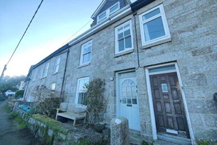 3 Bedroom Property To Rent In Carn Gwavas Terrace, Penzance, TR18