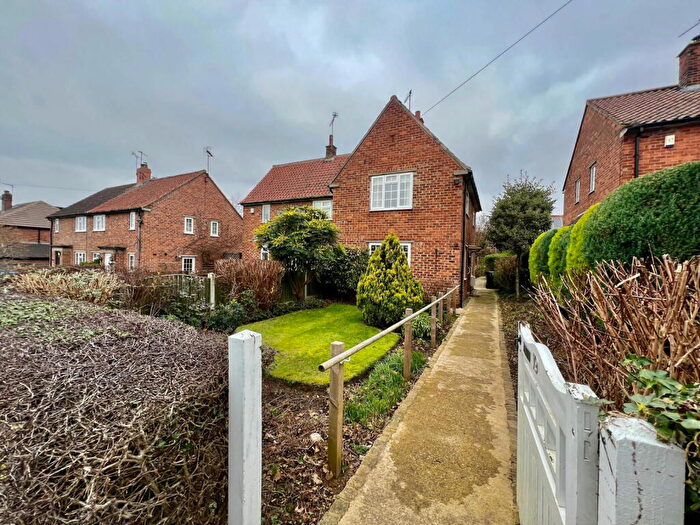 2 Bedroom Semi-Detached House For Sale In Collingham, Garth End, LS22