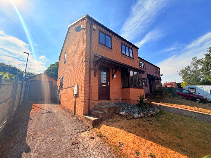 3 Bedroom Property To Rent In Stretton, Derbyshire, DE55