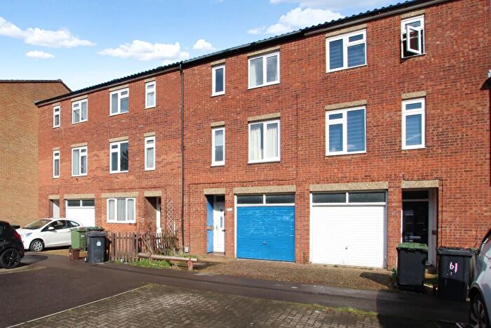 3 Bedroom Town House To Rent In College Road, Sandy, Bedfordshire, SG19