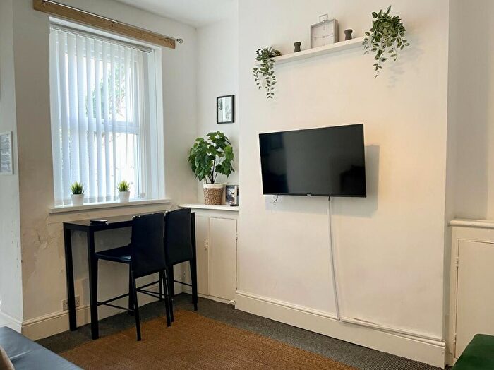 3 Bedroom Terraced House To Rent In Donald Street, Cardiff., CF24