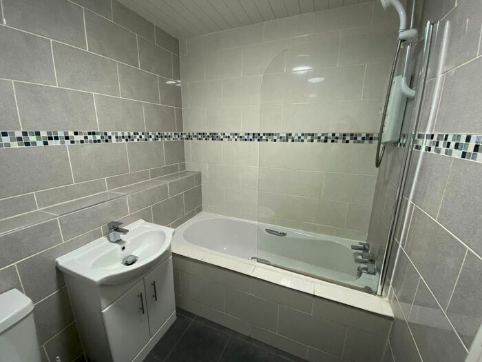 1 Bedroom Flat To Rent In Rosevale Street, Partick, Glasgow G11