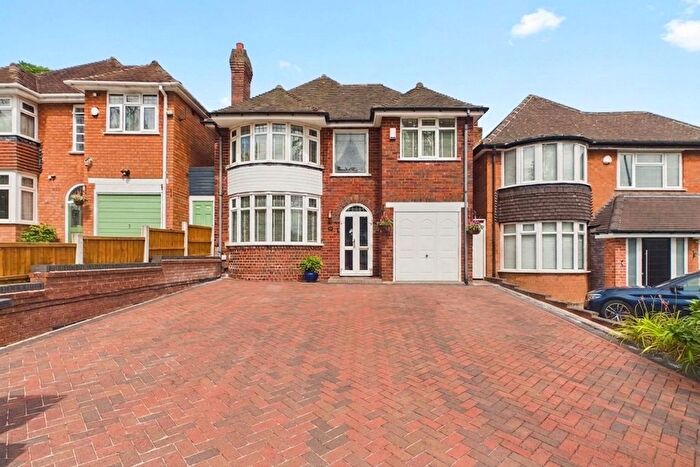 4 Bedroom Detached House For Sale In Brook Lane, Birmingham, B13