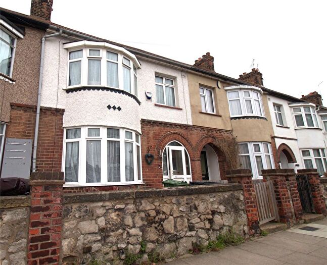 3 Bedroom Terraced House To Rent In Church Road, Swanscombe, Kent, DA10