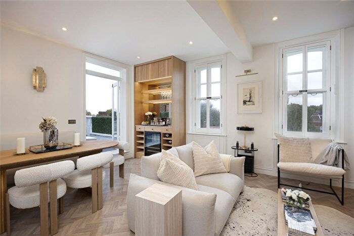 1 Bedroom Flat For Sale In Chelsea Embankment, Chelsea, London, SW3