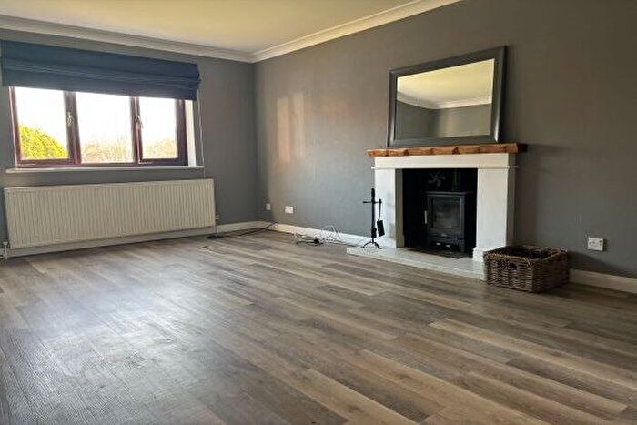 5 Bedroom Property To Rent In Mill Rise, Robertsbridge, TN32