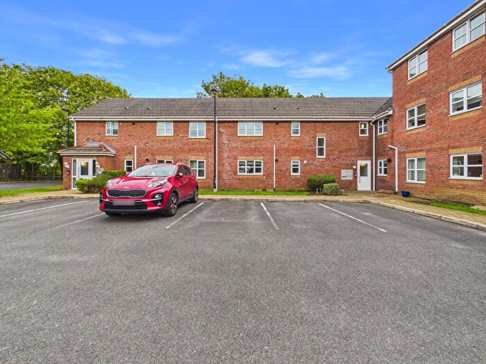 2 Bedroom Property To Rent In Delph Drive, Burscough, L40