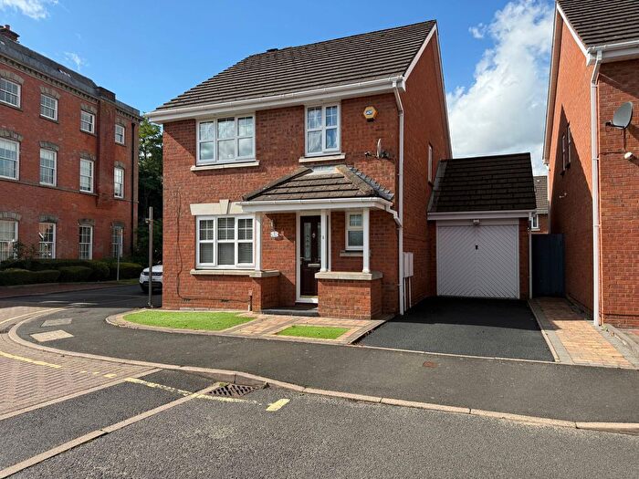 4 Bedroom Detached House To Rent In Batchelor Close, Amblecote, Stourbridge, DY8