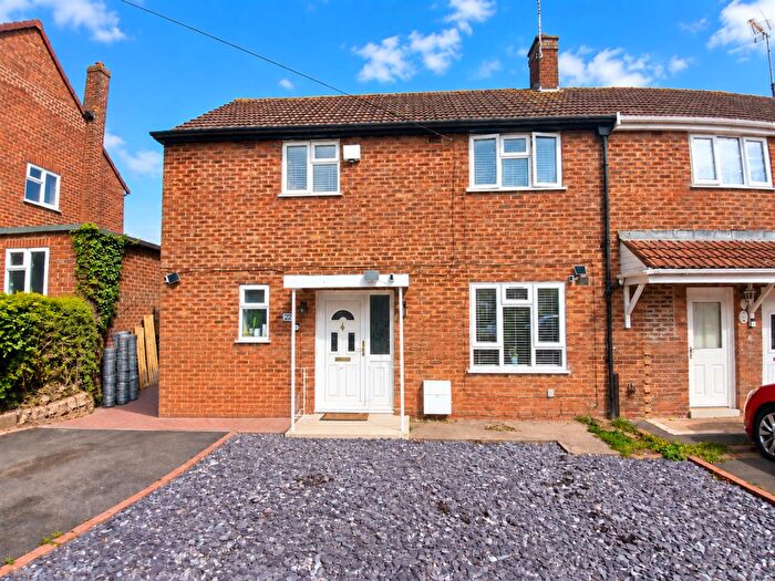 3 Bedroom End Of Terrace House For Sale In Red Deeps, Hilltop, Nuneaton, CV11