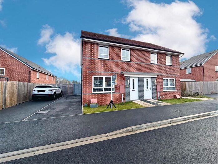 3 Bedroom Semi-Detached House For Sale In Hills Drive, Stockton-On-Tees, TS20