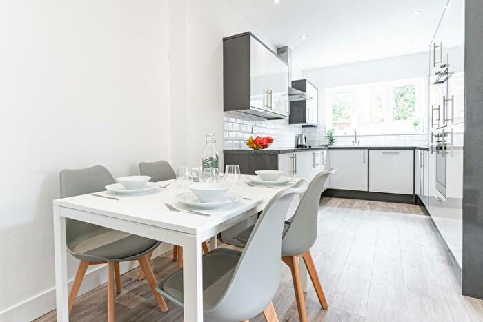 7 Bedroom Terraced House To Rent In Hudson Road, Southsea, Portsmouth, PO5