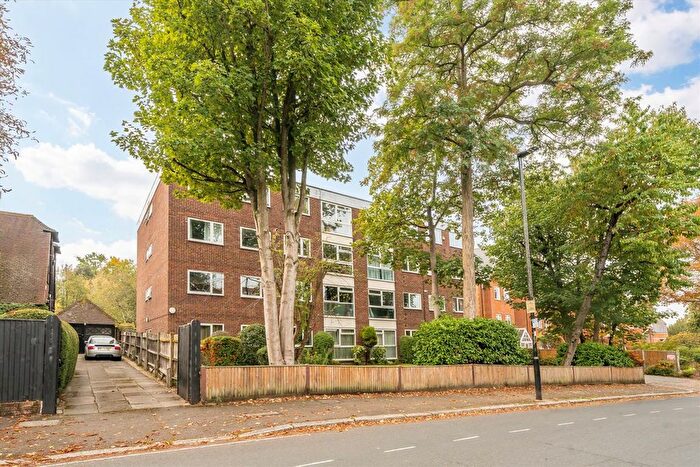 2 Bedroom Flat For Sale In Montpelier Road, Ealing, W5
