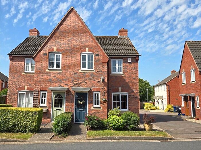 3 Bedroom Semi-Detached House For Sale In Arlington Road, Walton Cardiff, Tewkesbury, GL20