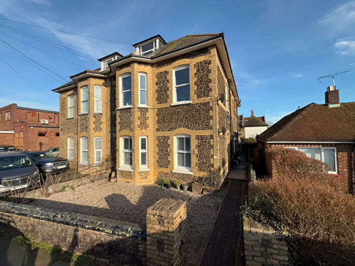 2 Bedroom Flat For Sale In St. Mildreds Road, Westgate-on-sea, CT8