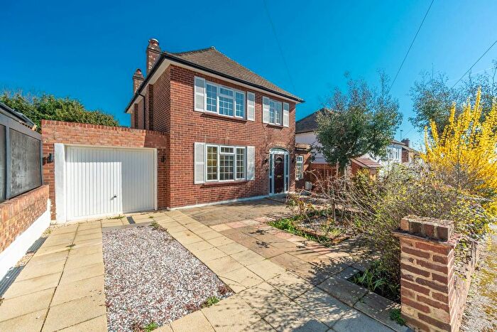 3 Bedroom Detached House For Sale In Cranbourne Road, Northwood, HA6