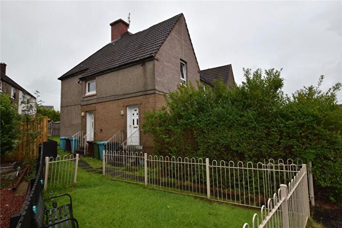 2 Bedroom Flat For Sale In Espieside Crescent, Coatbridge, North Lanarkshire, ML5