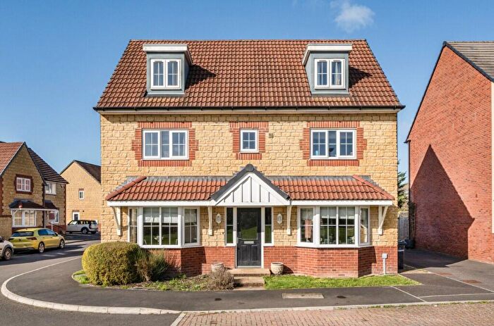 5 Bedroom Detached House For Sale In Kingfisher Road, Evercreech, Somerset, BA4