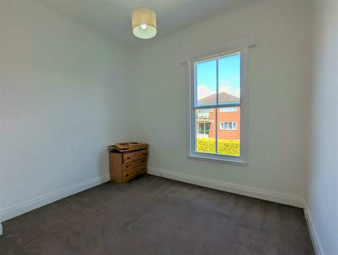 2 Bedroom Apartment To Rent In Lord Street West, Southport, Merseyside, PR8