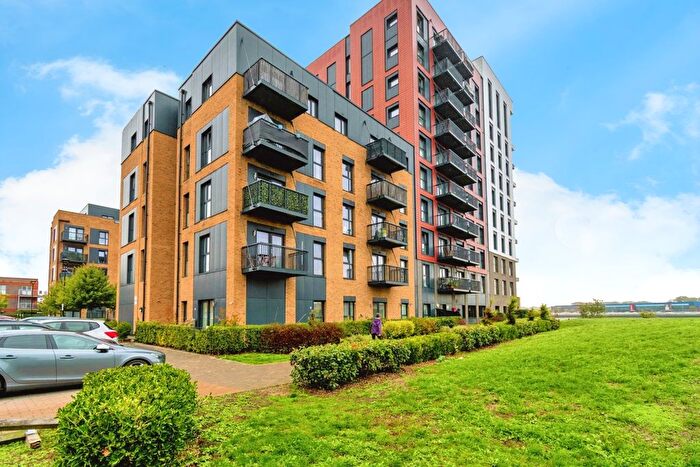 1 Bedroom Flat For Sale In Meridian Way, Southampton, Hampshire, SO14