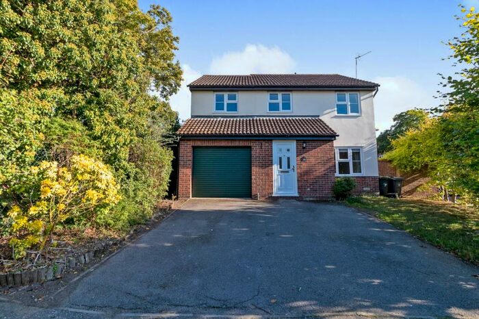 4 Bedroom House To Rent In Sweet Mead, Saffron Walden, CB10