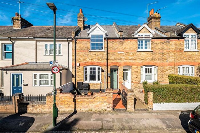 3 Bedroom Property For Sale In Victor Road, Teddington, TW11