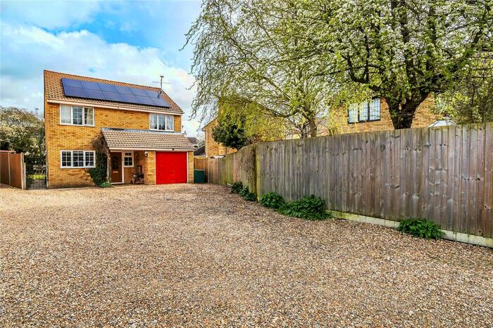 4 Bedroom Detached House For Sale In Cantors Way, Minety, Malmesbury, Wiltshire, SN16