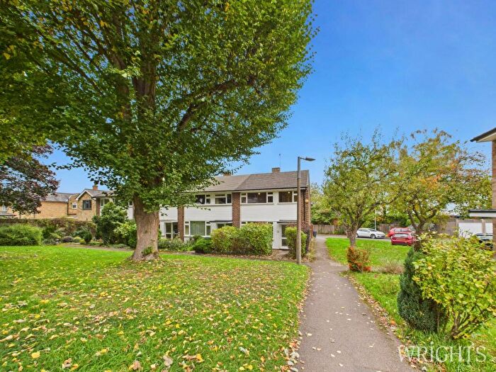 3 Bedroom End Of Terrace House For Sale In Park Road, Hertford, SG13