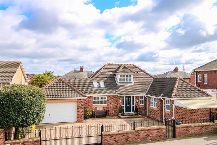 4 Bedroom Detached House For Sale In Snydale Road, Normanton, WF6