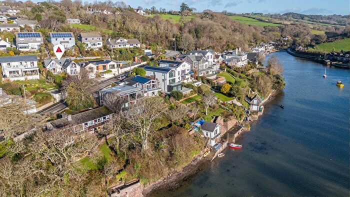 3 Bedroom Detached House For Sale In Yealm View Road, Newton Ferrers, PL8