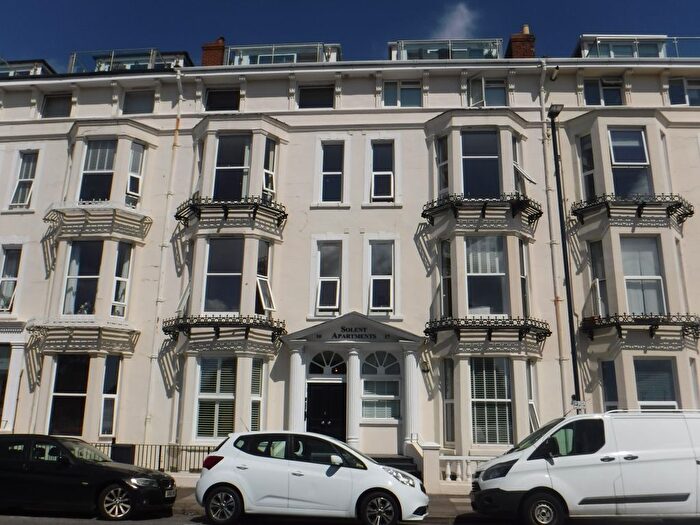2 Bedroom Flat To Rent In South Parade, Southsea, PO5