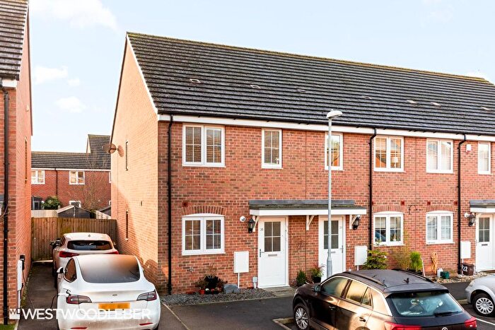 2 Bedroom End Of Terrace House For Sale In Cornwell Close, Buntingford, SG9