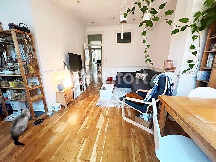 1 Bedroom Flat To Rent In Arthur Road, London, N7
