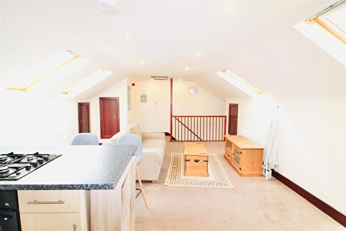 1 Bedroom Apartment To Rent In Shelford Road, Radcliffe-on-Trent, Nottingham, NG12