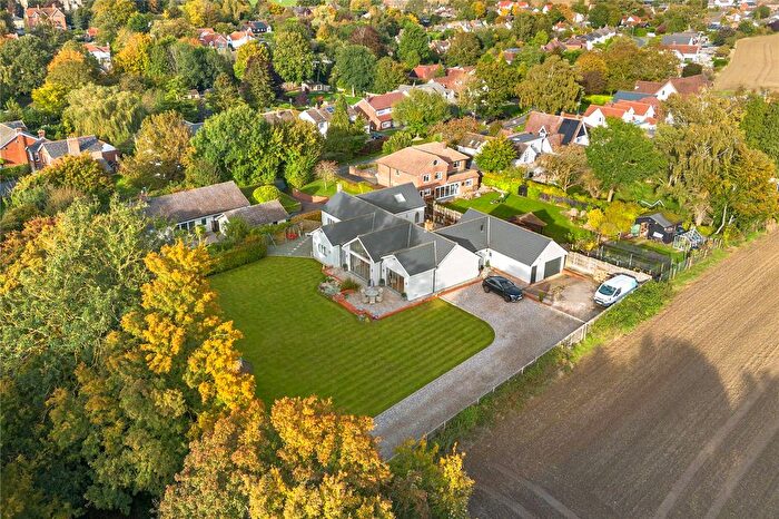 4 Bedroom Bungalow For Sale In Cage End, Hatfield Broad Oak, Bishop's Stortford, Essex, CM22