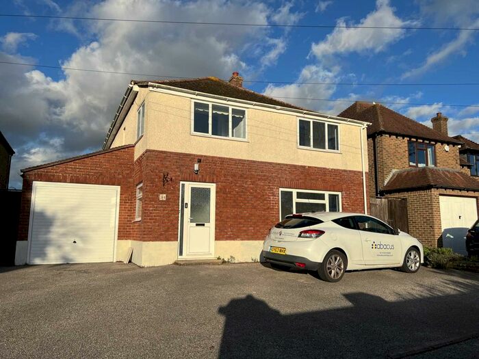 4 Bedroom Property To Rent In Nyetimber Lane, Nyetimber, PO21