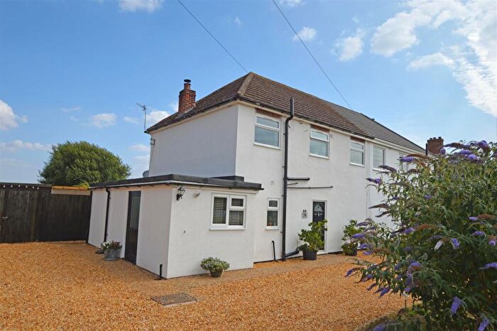 3 Bedroom Semi-Detached House For Sale In Tongue End, Spalding, PE11