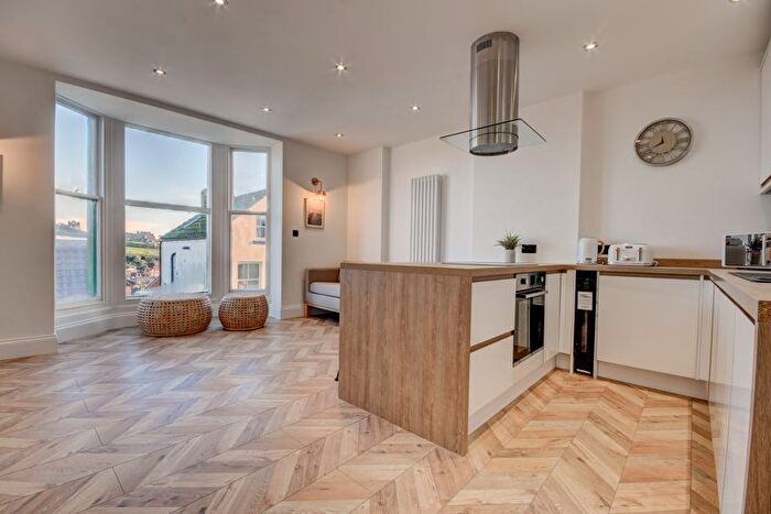 1 Bedroom Flat For Sale In Routh Walk, Whitby, YO21