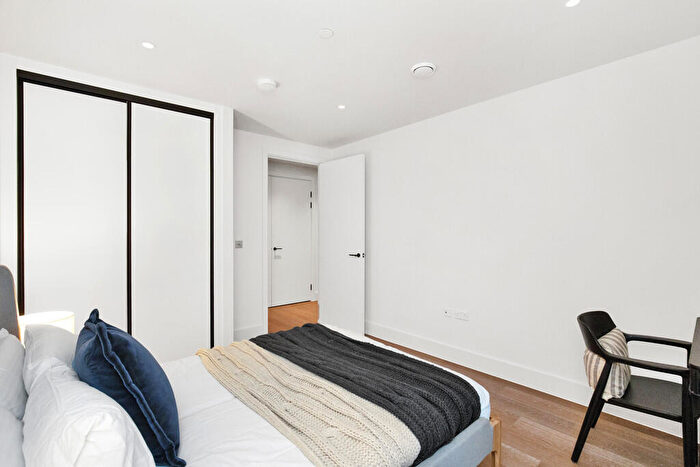 1 Bedroom Apartment For Sale In West Hampstead Central, NW6