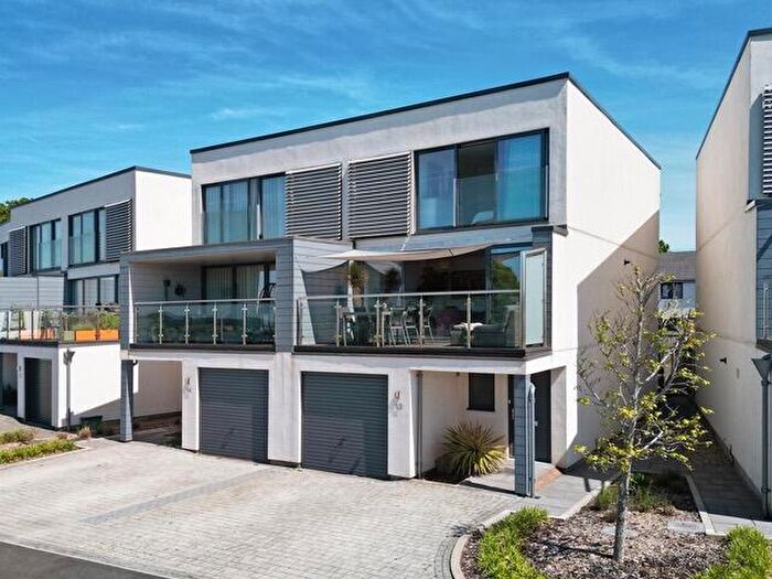 4 Bedroom Town House For Sale In Mudbank Lane, Exmouth, EX8