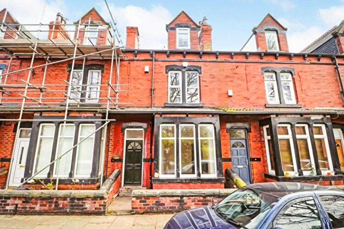 1 Bedroom Terraced House To Rent In Springfield Mount, Leeds, West Yorkshire, LS12