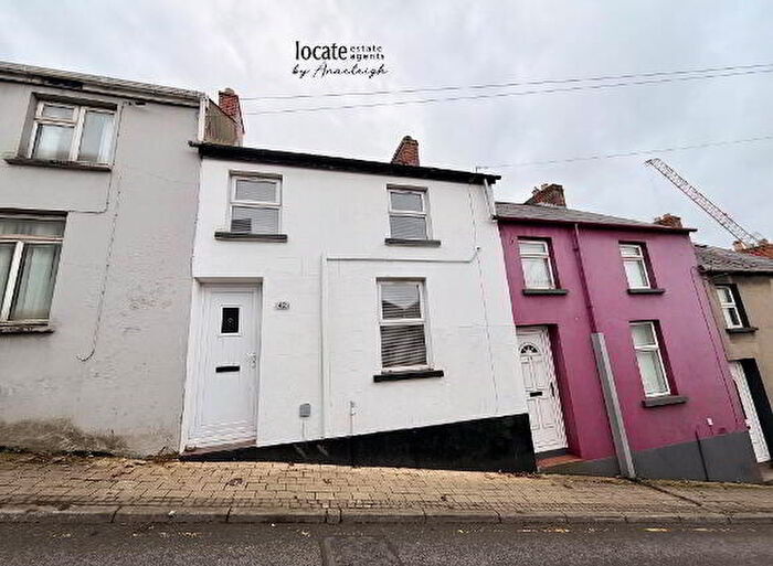 2 Bedroom Mid Terraced House For Sale In Fountain Hill, Derry, BT47