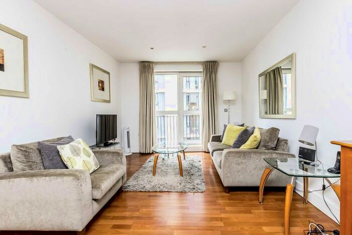 1 Bedroom Flat To Rent In Pepys Street, London, EC3N