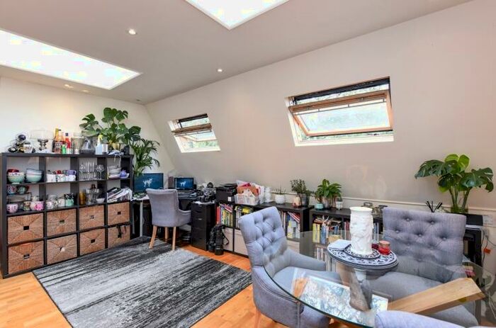 2 Bedroom Apartment To Rent In Kilburn Place London, NW6